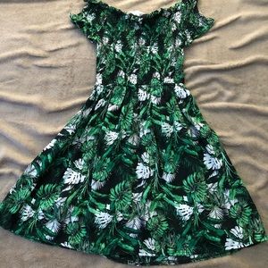 A mini Hawaiian vibe off the shoulder dress